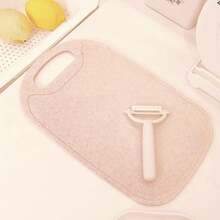 1 pièce Planche à découper double face, planche à découper en plastique pour légumes, planche à découper pour aliments cuits, planche à découper pour fruits et légumes pour la maison, planche à découper en plastique légère et antidérapante, convient pour le camping, le pique-nique, les voyages, les fruits, les légumes et plus, tapis de découpe coloré pour fruits et légumes, outil de cuisine essentiel