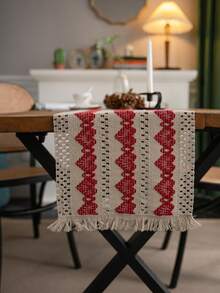 1pc New European And American Style Multiple Red Heart Holiday Party Valentine's Day Geometric Tassel Table Runner, Dining Table Runner, Home Decor, Photoshoot Background Cloth, Multi-Color European And American Style Table Runner - Red - View 3