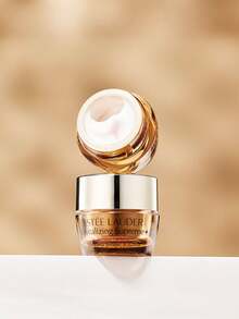 Estée Lauder 雅诗兰黛【迷你装】赋活+青春赋活眼霜 5ml / 多效眼霜：紧致、提拉、提亮 / 适用人群：各种衰老和提拉迹象；肌肤松弛、肤色不均、细纹、皱纹、暗沉、干燥