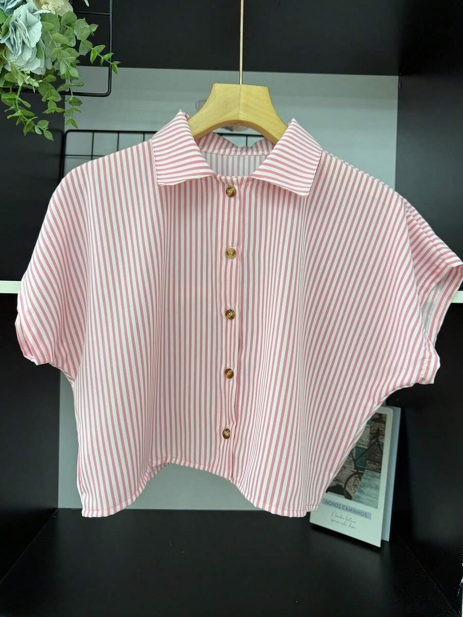 ELLIE Casual Striped Print Loose And Cropped Shirt - 淡粉紅色條紋 - 查看 1