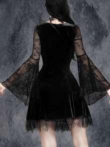 女式哥特式性感暗黑华丽复古浪漫万圣节女巫袖角色扮演蕾丝十字装饰拼接天鹅绒弹力连衣裙 - 黑色 - 查看 3