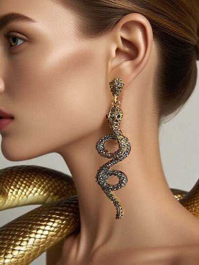 1pc Exaggerated Vintage Alloy Full Diamond Snake Shaped Earrings, Fashion Casual Retro Women Earrings