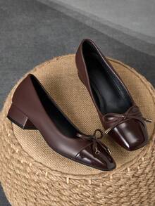 MonaNise 女士方头 3 厘米高跟鞋，适合工作、通勤、晚宴，复古蝴蝶结装饰，海军蓝，时尚百搭的休闲一脚蹬鞋