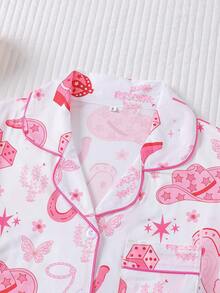 Set de pijamale pentru femei cu imprimeu de cizme de toamnă/iarnă, 2 buc, stil occidental, ținută la modă și frumoasă, top confortabil cu mânecă lungă și guler cămașă și pantaloni lejeri cu talie elastică, pijamale pentru petreceri de sărbători, îmbrăcăminte casual pentru casă în aer liber, haine de toamnă