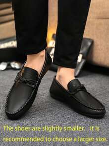 2025 Spring/Summer New Men's British Style Versatile Loafers, Business Casual Leather Slip-On Driving Shoes (Loafers Tend To Run Small, Customers With Larger Feet Are Advised To Order One Size Up) - Black - View 5