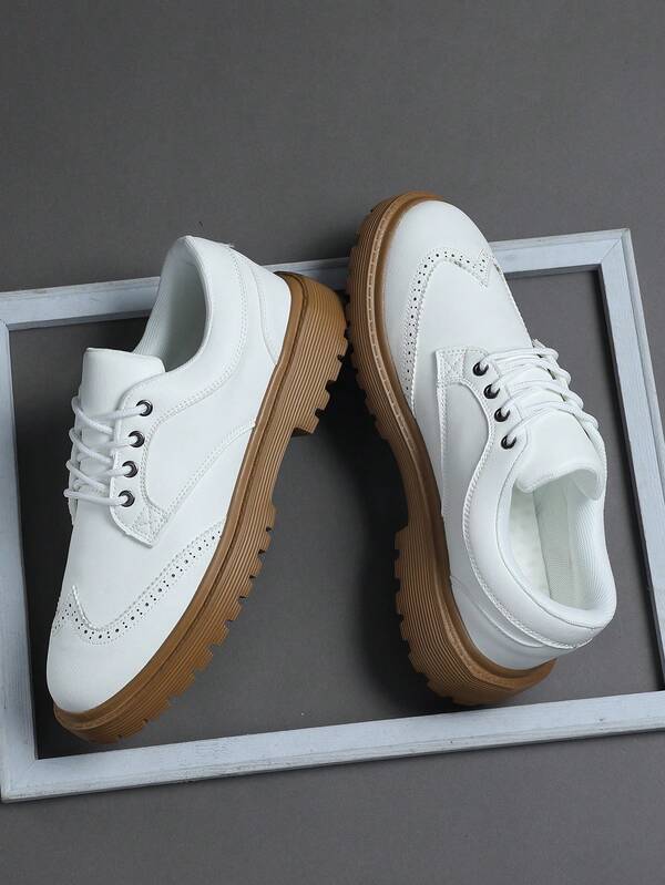 Retro Budapester Schuhe für Herren, Lässig Sneaker Herren, Klassische Oxford Schuhe, Anzug, Formelle rutschfeste Schuhe, Schnürschuhe in Große Größen, geeignet für Anzüge, Niedrige Schuhe, leicht