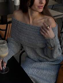 Vivid Style Women's Minimalist Fashion Elegant Off-Shoulder Design Slim-Fit Silhouette Versatile And Stylish Bodycon Knit Sweater Dress