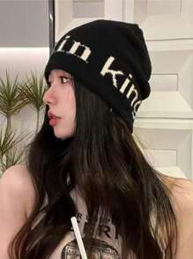 1 件女士时尚百搭字母针织帽，保暖护耳，适合休闲穿着，秋冬