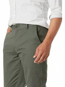 Men's Straight-Fit Wrinkle-Resistant Flat-Front Chino Pant - Style - Dark Olive - 查看 3