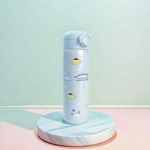 Miniso Sanrio Serie 316 Vaso aislado al vacío con impresión IP linda de 500ml/16.91oz con tapa de apertura con un solo toque, conveniente para ir al trabajo y mantenerse hidratado en la oficina (1 pieza) - Azul - Ver 6