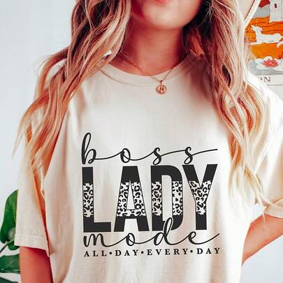 B1O1SS Babe , Gir1l B1O1SS ,  Empoderador,  Posit,  Mamá Jefa,  Motivacional,  Emprendedor, 220G C1AmiS1eta de AL1Godn esencial uniS1ex, 220 g de suavidad úniC1A. PensA1DA1 Para A1DAptarse a todaS1 Las perS1onas, hombres y mujeres por igual. Tela duradera de gran C1Alidad, listA1 Para cualquier corte, D1ELIC1A1DA al tacto pero construidA1 Para resistir. TopS1 Ligeros mujer, conjuntos otoñales, ropa de vaC1Aciones, disfraces de Halloween para ella.