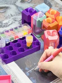 5D DIY Diamond Painting Tool, Round Container Diamond Painting Funnel, = Suitable For Two Different Heights 4.6 Cm / 1.38 Inches,4.9 Cm / 1.93 Inches Small Bottle, Suitable For Diamond Embroidery Accessories, Handicraft Material Arrangement