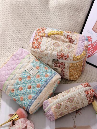 1pc Striped Contrast Quilted Floral Portable Travel Bag, Large Capacity Fashion Casual Cosmetic Bag, Suitable For Travel Storage, Stationery, Cosmetics, Earphones, Chargers, Lipsticks, Skincare, Home Decor, Great Gift For Moms, Nurses, Students, School Girls, Holidays