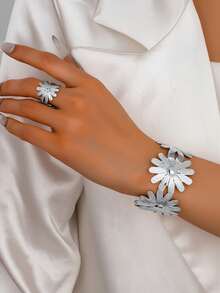 Set de bijuterii vintage cu model floral 3D, texturat, suprapus, reglabil, cu linii geometrice late