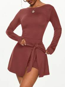 女式夏季无缝防闪烁紧身运动裙，性感开衩系带U型后背网球裙 - 棕色 - 查看 2