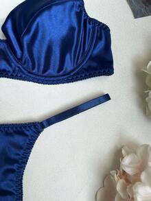 公主风格宝石蓝色拼布性感诱惑文胸和性感丁字裤套装，外出必备