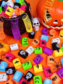 12/24/36 Stücke zufälliger Stil Halloween Spiralfedern Spielzeug im Großpack - Mini Zauberfedern Trick or Treat Spielzeug - Fidget Stressfedern Spielzeug für Halloween Party Geschenke - Klassenzimmer Belohnungsgeschenke