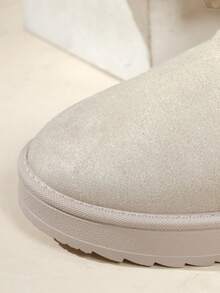 Pantoufles confortables en mousse à mémoire de forme, faites synthétique avec doublure en laine. Pantoufles moelleuses pour femmes