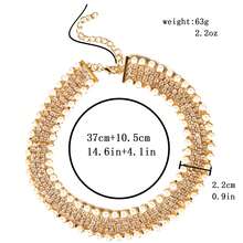 1條迷人的鑽石和仿珍珠裝飾項鍊,適用於女性參加派對