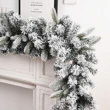圣诞花环 - 人造雪植绒圣诞装饰，人造松树花环，适合圣诞节室内家居壁炉架树楼梯装饰 - 彩色 - 查看 6