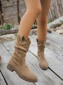 褶裥中筒靴，女士新款秋季麂皮复古休闲粗跟西部靴，卡其色百搭户外舒适平底时尚靴，派对靴