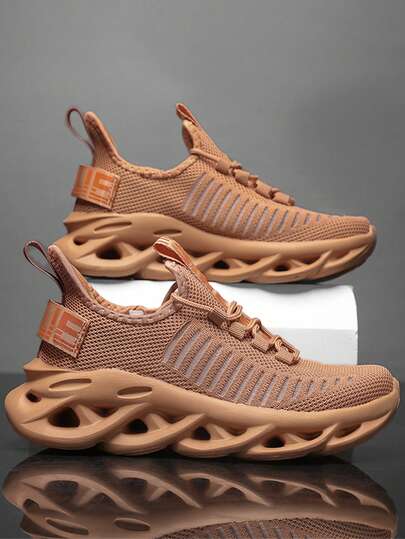 2025 Spring/Summer New Lightweight & Breathable Couple Sneakers, Outdoor Casual Shoes, Running Shoes, Comfortable Hiking Shoes, MD Sole + Herringbone Pattern, Anti-Slip , Soft & Cozy, Random Asymmetrical Pattern