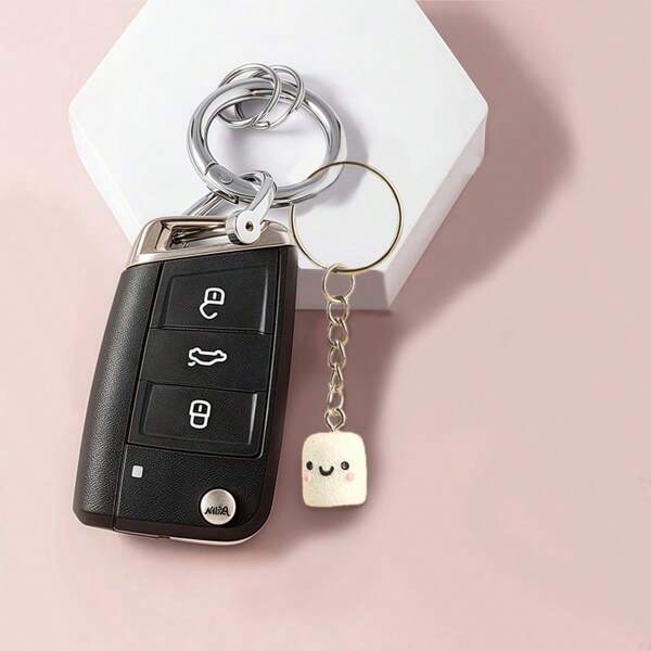 1 Piece White Marshmallow Car Keychain Cute Pendant Simulation Marshmallow Shape Fun Cartoon Design Small Object Keychain Pendant Lightweight, Durable, Fashionable And Versatile