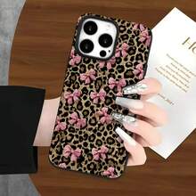 Fundas y carcasas protectoras con un lazo de color claro y un pequeño estampado de leopardo, con orificios grandes, compatibles con phone 16 Pro, 16, 15 Pro, 14, 14 Plus, 14 Pro, 13, 13 Pro, 12 Pro y 11/11 Pro. Regalos para cumpleaños y celebraciones. - Negro - Ver 2
