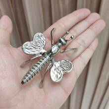 1pc Silver Dragonfly Metal Ornament, Desk Decor, Alloy Dragonfly & Butterfly Elegant Tea Pet Ornament Gifts Birthday Graduation - Silver - View 21