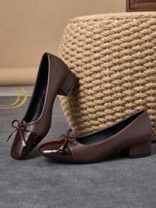 MonaNise 女士方头 3 厘米高跟鞋，适合工作、通勤、晚宴，复古蝴蝶结装饰，海军蓝，时尚百搭的休闲一脚蹬鞋