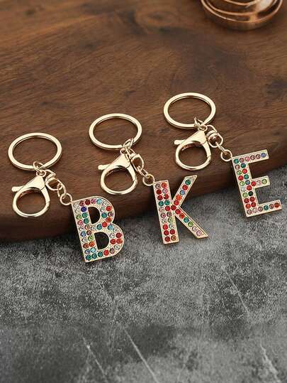 1pc Colorful Crystal 26 Letters Keychain, Fashionable Elegant Bag Charm Keyring - Perfect Gift (Crystal Color Random, Cautious If Particular)