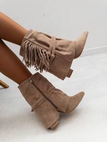 VIKIVIKI SHOES Mid-Calf Boots With Decorative Fringes And A Boho-Style Design. Pointed Toe And Mid-Heel For Comfort. Side Closure And Suede Trim Add Texture And Originality. Perfect For Festival Looks, Urban Looks, Or Paired With Flowing Dresses. Estimated Delivery: 1-3 Business Days (Mainland). - Màu Khaki - Xem 7