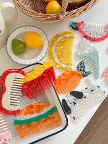 新款独特设计水果造型发梳，趣味冰淇淋汉堡梳，可爱彩色发梳，女士美发造型套装，理发沙龙美容旅行必备，美发工具及发饰