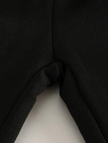 Conjunto de 2 piezas de sudadera rosa holgada con puños y bajo acanalados, cuello redondo, manga larga y estampado de lazo de encaje, emparejada con pantalones negros acampanados de cintura elástica, para niñas en otoño/invierno con estilo vintage y casual