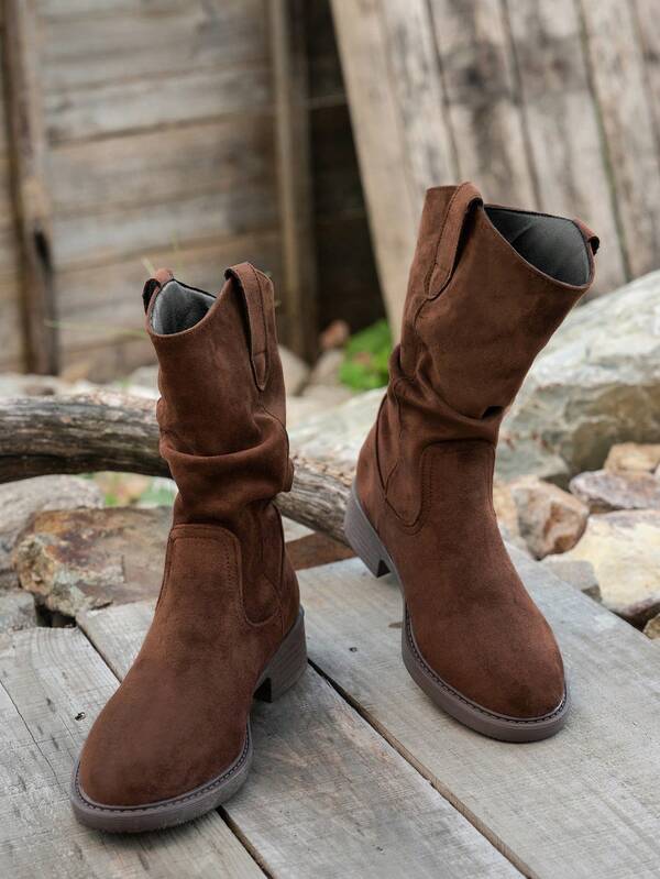 بوت نسائية بكعب سميك بطيات، بوت غربية جديدة للخريف من الجلد المدبوغ باللون البني الفاتح، بوت كاجوال مريحة للخريف والشتاء للاستخدام الخارجي، بوت موضة بكعب مسطح للحفلات