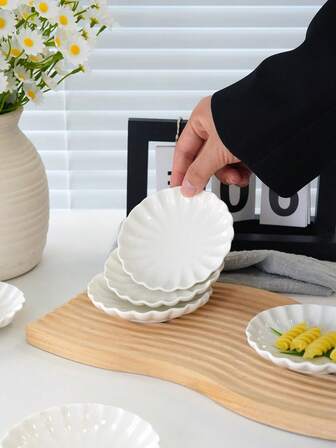 10/8/6pcs Ceramic Round Patterned Small Plates, 3.9 Inches, Elegant White Small Dishes, Suitable For Afternoon Tea, Dipping Sauce, Condiments, Appetizers, Soy Sauce, Side Dishes, Gatherings, Microwave Oven Safe