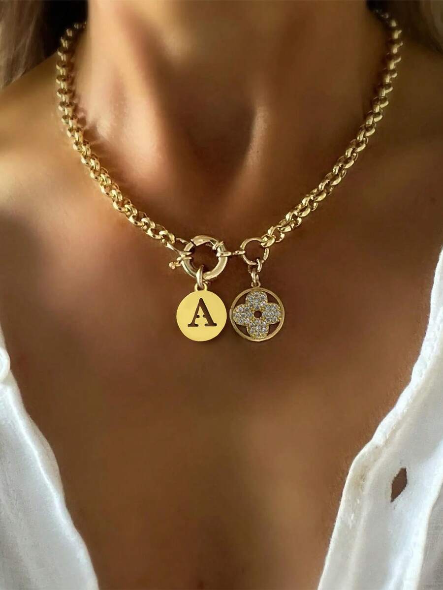 1 Stück Halskette mit goldenem Buchstaben-Rolo, Blumen- und Buchstaben-Anhänger, Federverschluss-Halskette, 26 Buchstaben Edelstahl-Kette, für den täglichen und festlichen Gebrauch