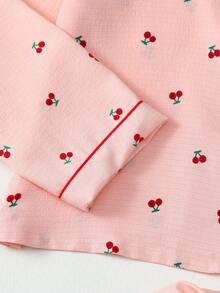 طقم بيجامة مطبوع بالكرز 2 قطعة، ملابس علوية بياقة وأزرار طويل الأكمام وبنطلون، ملابس نوم وملابس منزلية للنساء، مناسبة للخريف/الشتاء