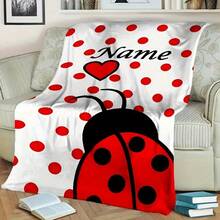 1PC 280gsmPersonalized Ladybug Print Flannel Throw Blanket – Custom Name Cozy Fleece Throws For Sofa, Bed, Office, Outdoor, Camping – All Seasons Cartoon Style Multipurpose Blanket – Machine Washable, Gift For Friends, Family, Customizable Gift – 1pc - 彩色 - 查看 2