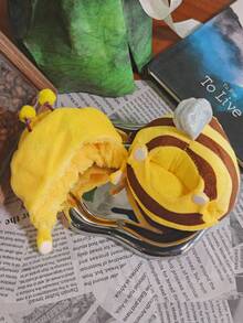 1pc Plush Doll Clothes, Replaceable Sitting Party Plush Dinosaur , Shark, Bee Animal