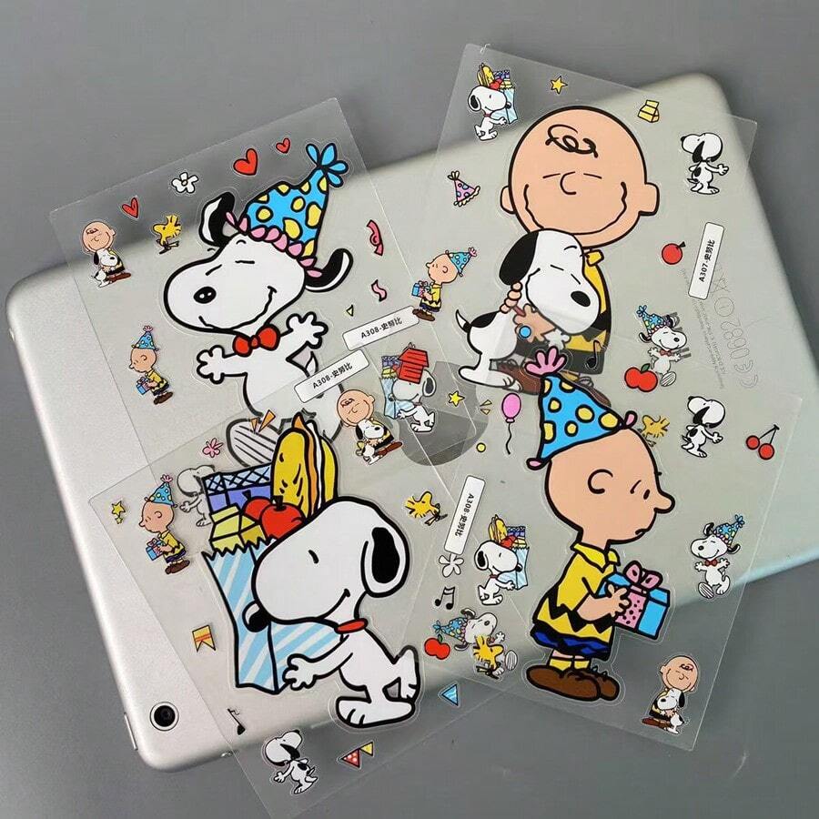 SNOOPY 1 件史努比 5D 浮雕 3D 贴纸可爱卡通手机壳平板电脑防水不留胶带，完美的男孩女孩贴纸玩具礼物（款式随机） - 彩色 - 查看 1