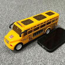 Children's Electric School Bus Toy With Rotating Universal Joints, Featuring Music And Lights, Suitable For Boys And Girls, And Ideal As Birthday Or Christmas Gifts.