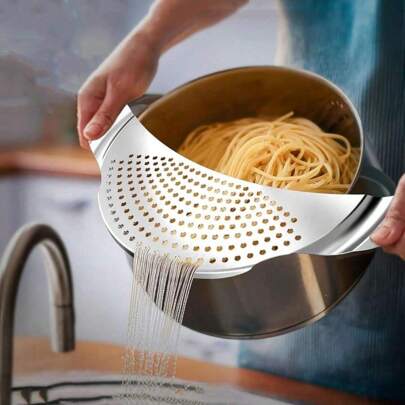 1/2pcs Stainless Steel Crescent Strainer, Cutlery Drainer, Pasta Pot Colander, Oil Drainer,Kitchen Accessories, A Must-Have Kitchen Tools Gift For Home Chefs, Natural And Hygienic Kitchen Essential For Home And Kitchen Room Decor