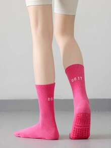 1双/4双/6双装女士条纹瑜伽防滑袜，专业室内运动健身中筒袜，精美圣诞礼物，独特新年礼物，女友情人节礼物 - 彩色 - 查看 4