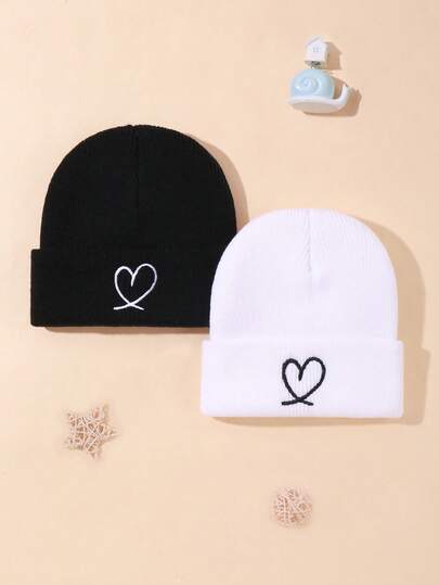 Fashionable Heart-Shaped Embroidered Print Makes It A Perfect Gift For Baby Outdoor Wear And Family Gatherings. The Cute Heart-Shaped Embroidered Knitted Cap Is Suitable For Babies, Girls And Boys. It Can Be Hand-Washed And Is Very Warm