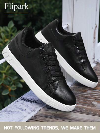 Flipark 男士条纹设计系带滑板鞋 - 耐磨 PU 皮革鞋面、透气面料内里、布质鞋垫、防滑 PVC 鞋底、圆头，非常适合秋季、春季、夏季、冬季户外休闲穿着