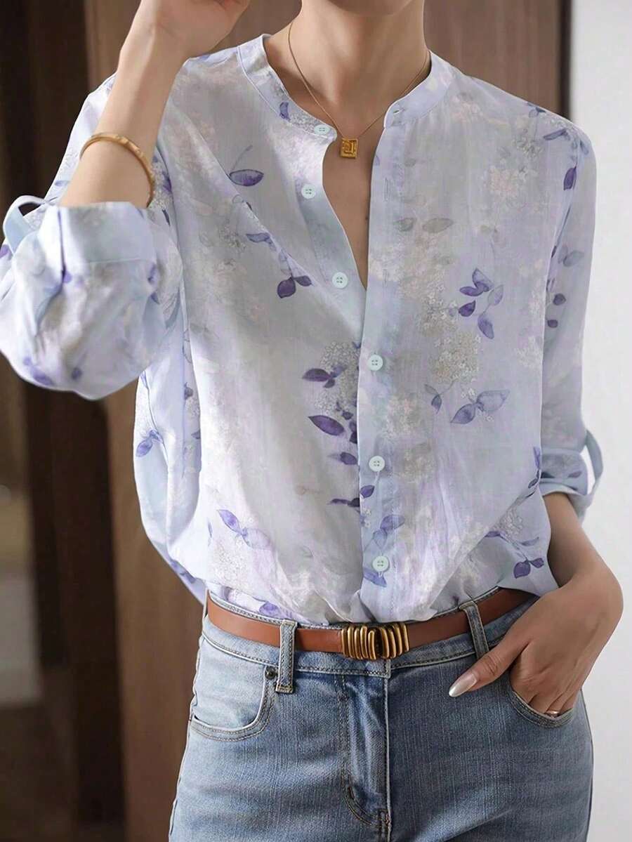 Camisa casual holgada de mujer con estampado de plantas y mangas con volantes de un solo botonadura