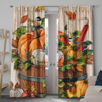 2 st höstpumpakorgsgardiner - Skördejubel med fåglar fira säsongen! En akvarellkorg med pumpor, kalebasser och fåglar fångar höstens mysiga anda. Perfekt för kök/frukosthörnor. Slitstark polyester, lätt att underhålla.