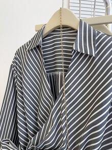 Black Striped Long Sleeve Cinched Waist Bow Tie Elegant Slim Fit Women Shirt, Suitable For Work And Commute, Spring/Summer - Black and White - View 4