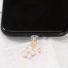 Dop de praf pentru port de încărcare telefon 2 în 1 cu sakura roz + 26 de litere, accesoriu rafinat cu pandantiv din aliaj, proaspăt, dulce și drăguț, decor pentru port de încărcare pentru smartphone, tabletă, căști Kindle, dop transparent anti-praf din silicon, potrivit ca un mic cadou, port de încărcare telefon impermeabil și anti-umezeală, compatibil cu iPhone Lightning/Type-C, protejează ferm portul de încărcare, design drăguț